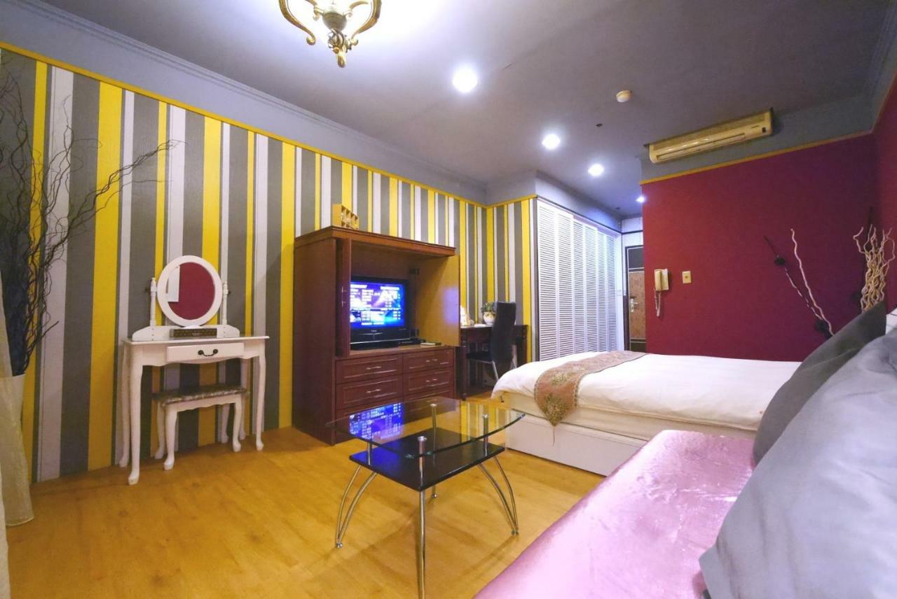 Appartement Jia Jia House à Kaohsiung Extérieur photo